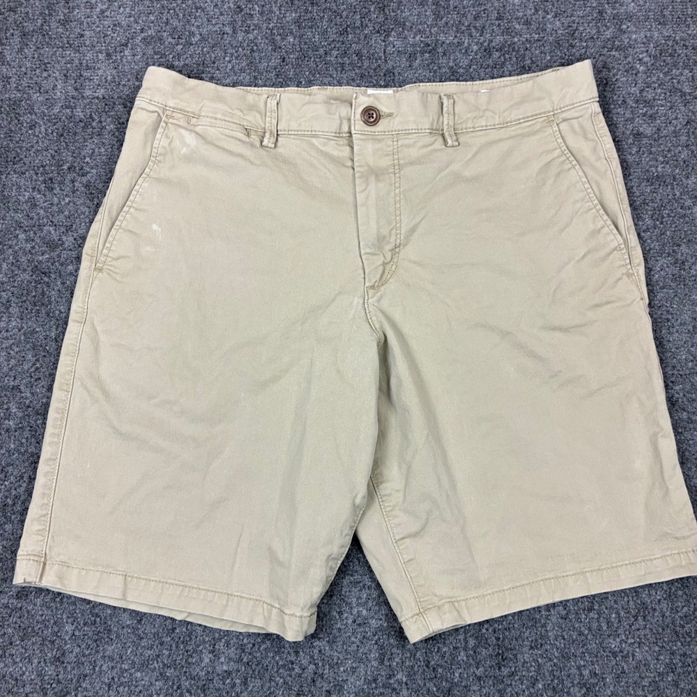 Gap Essential Khaki 10 Inch Shorts Mens Size W33 Tan Chino Flat Front Cotton
